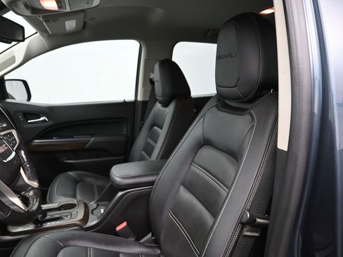 Used 2019 GMC Canyon Denali image 14