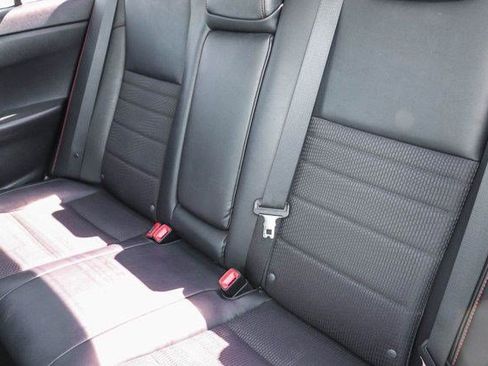 Certified 2016 Toyota Camry SE FWD image 18