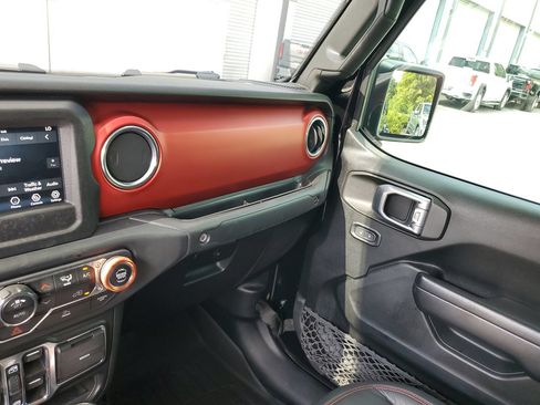 Used 2021 Jeep Gladiator Rubicon w/ Trailer Tow Package AWD/4WD image 25