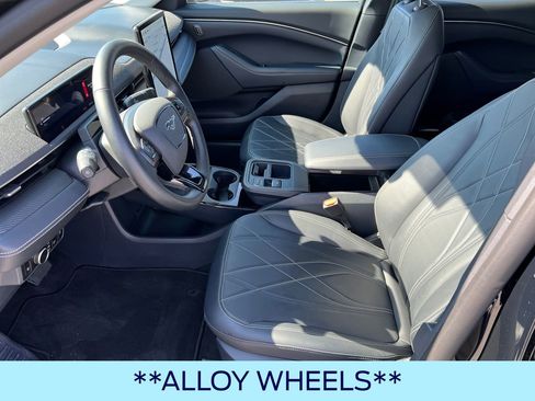 Certified 2025 Ford Mustang Mach-E Select image 10