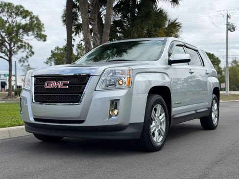 Used 2015 GMC Terrain SLE image 4