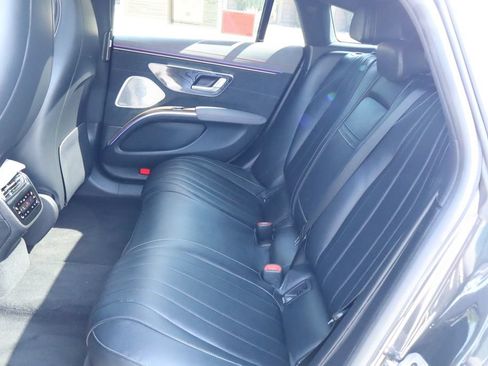 Used 2023 Mercedes-Benz EQS 580 4MATIC Sedan image 26