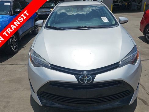 Used 2018 Toyota Corolla LE FWD image 5