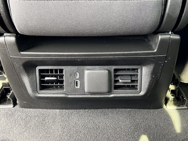 Used 2025 Chevrolet Silverado 1500 LT AWD/4WD image 32