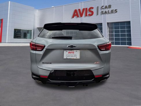 Used 2025 Chevrolet Blazer RS image 7