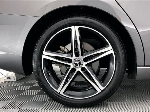 Certified 2022 Mercedes-Benz A 220 image 8