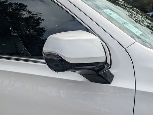 Used 2023 Cadillac Escalade ESV Premium Luxury w/ Performance Package image 11