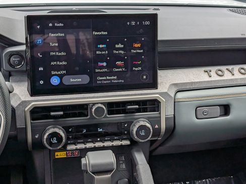 Used 2024 Toyota Tacoma 4x4 Double Cab Hybrid image 18