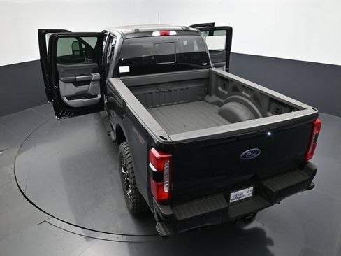 Used 2024 Ford F250 XLT w/ XLT Premium Package AWD/4WD image 45