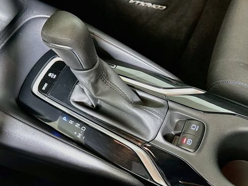 Certified 2022 Toyota Corolla SE w/ Carpet Mat Package (TMS) FWD image 18