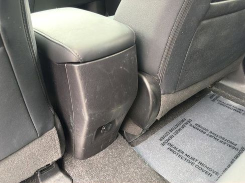 Used 2018 Toyota RAV4 Limited w/ All Weather Liner Package image 17