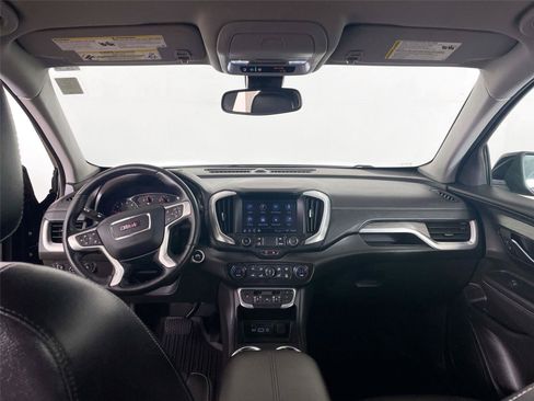 Used 2024 GMC Terrain SLT AWD/4WD image 29