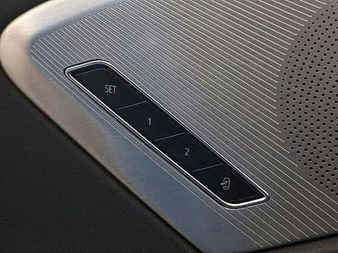 Used 2024 Chevrolet Corvette Z06 image 30