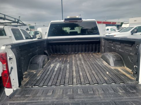 Used 2024 Chevrolet Silverado 2500 Custom w/ Custom Convenience Package AWD/4WD image 27