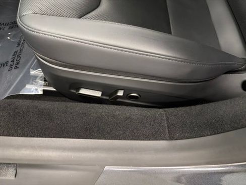 Used 2025 Tesla Model 3 RWD image 18
