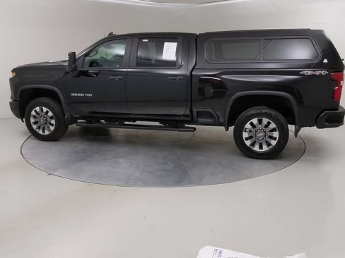 Used 2024 Chevrolet Silverado 2500 Custom w/ Custom Value Package AWD/4WD image 17