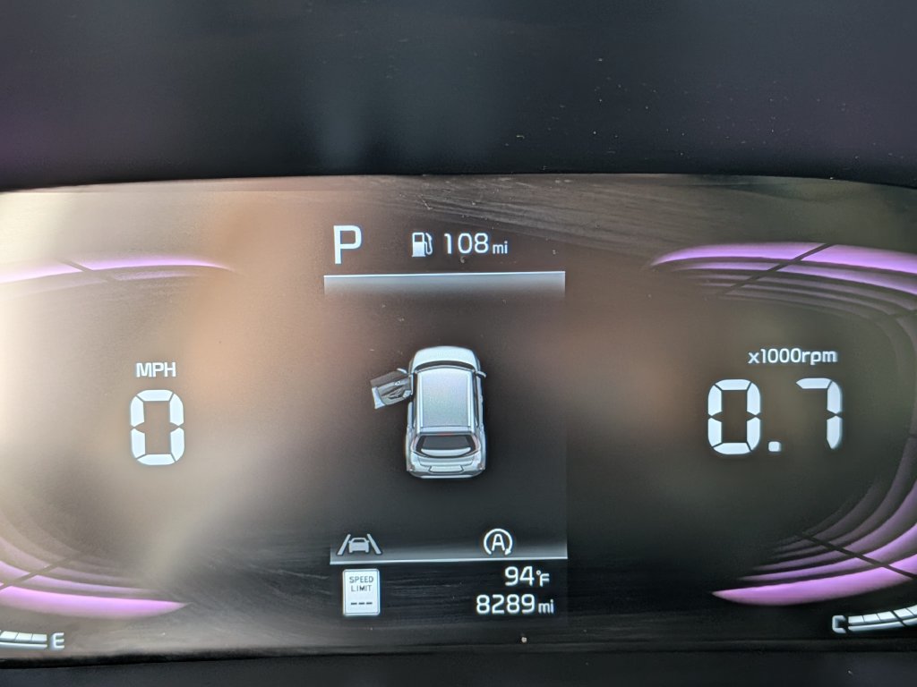 Certified 2025 Kia Soul LX w/ LX Technology Package FWD image 33