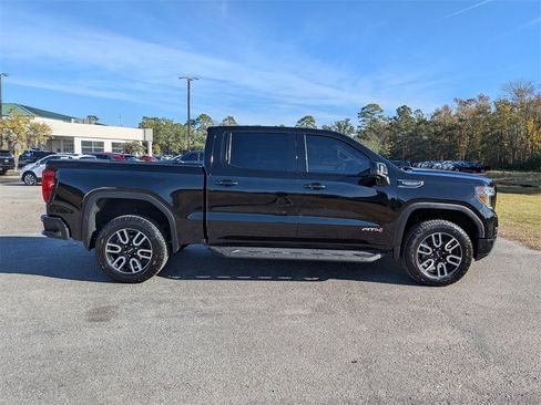Used 2021 GMC Sierra 1500 AT4 w/ Driver Alert Package I image 3