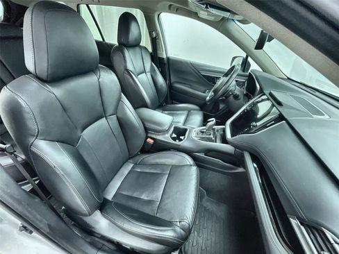 Used 2021 Subaru Outback Limited image 29