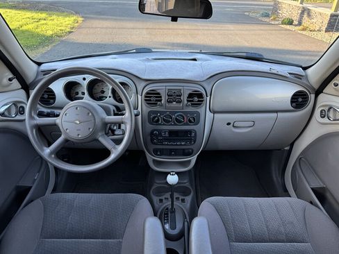 Used 2004 Chrysler PT Cruiser w/ PWR Convenience Group FWD image 16