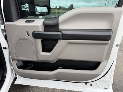 Used 2019 Ford F250 XL w/ STX Appearance Package AWD/4WD image 26
