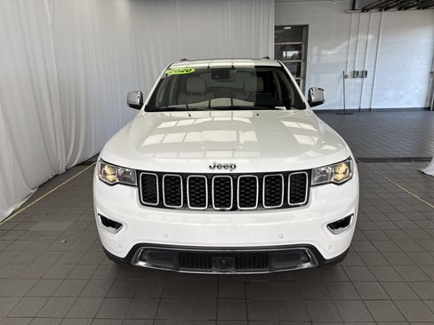 Used 2020 Jeep Grand Cherokee Limited w/ Luxury Group II image 2