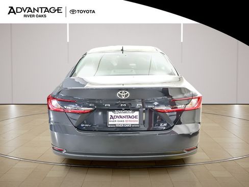 Used 2025 Toyota Camry LE FWD image 6