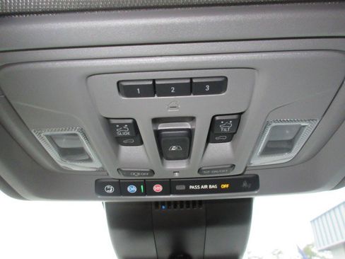 Used 2024 GMC Sierra 1500 Denali w/ Denali Reserve Package image 29