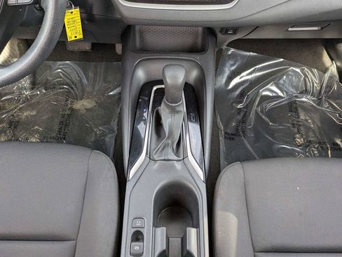 Used 2024 Toyota Corolla LE FWD image 18