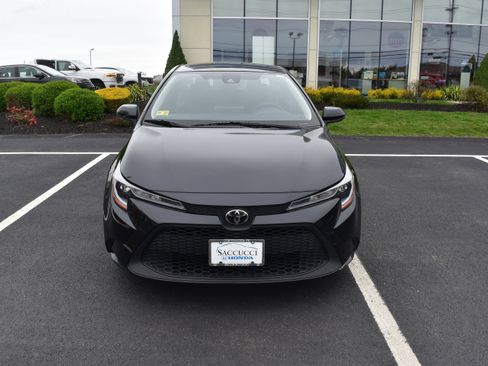 Used 2022 Toyota Corolla LE FWD image 6