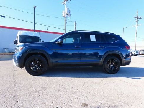 Used 2023 Volkswagen Atlas SE image 4