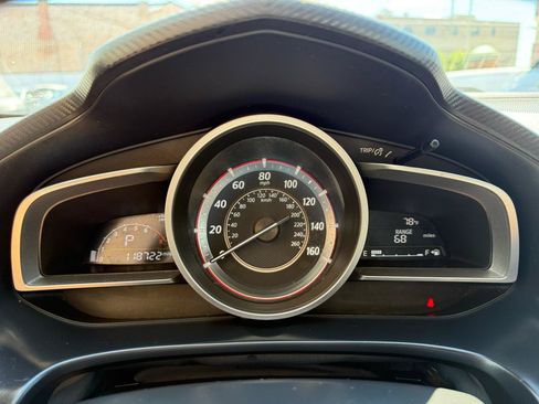 Used 2016 MAZDA MAZDA3 i Sport w/ Preferred Equipment Package FWD image 14