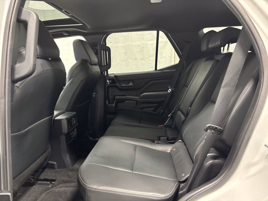 Used 2026 Toyota 4Runner Limited AWD/4WD image 45
