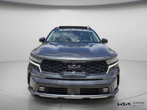 Certified 2023 Kia Sorento SX FWD image 5