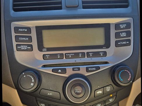 Used 2006 Honda Accord LX image 22