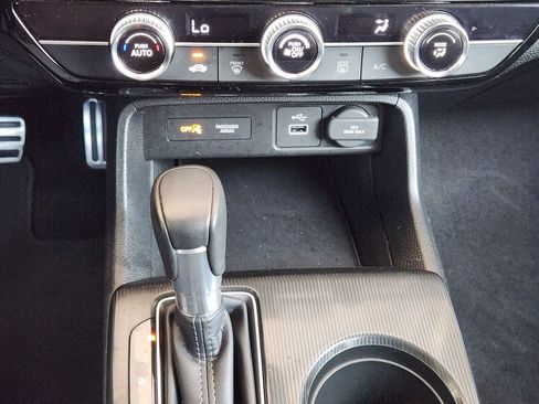 Used 2024 Honda Civic Sport image 18