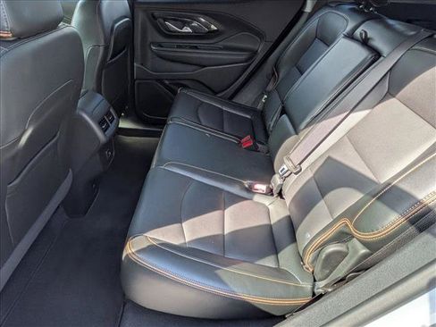 Used 2024 GMC Terrain AT4 AWD/4WD image 17