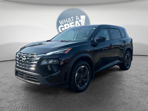 Used 2024 Nissan Rogue SV AWD/4WD image 8