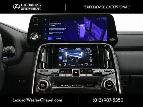 Used 2025 Lexus LX 700h Overtrail image 25