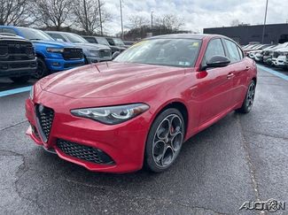 Used 2024 Alfa Romeo Giulia Veloce video 1