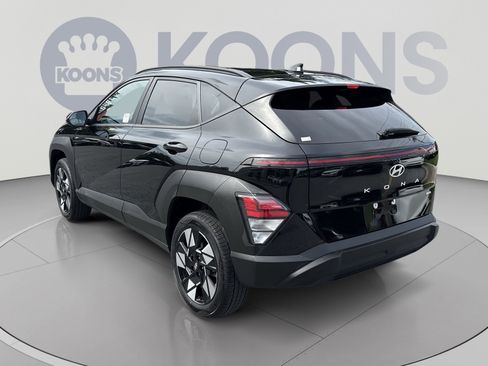 Used 2024 Hyundai Kona SEL AWD/4WD image 4