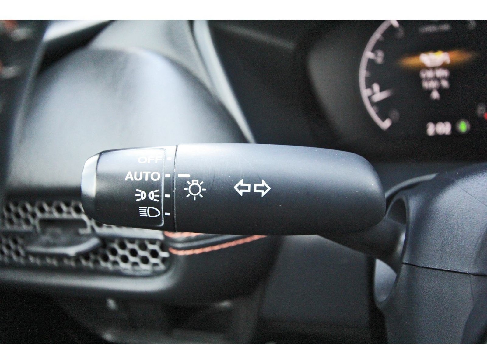 Used 2023 Honda HR-V Sport image 18