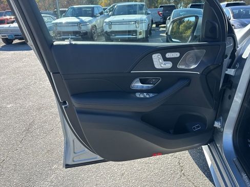 Used 2024 Mercedes-Benz GLE 450 4MATIC image 25