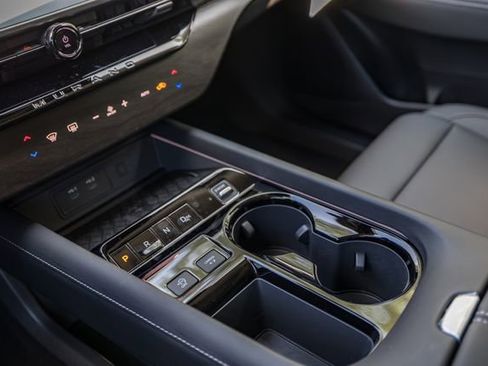 New 2025 Nissan Murano SL w/ Cargo Package image 15