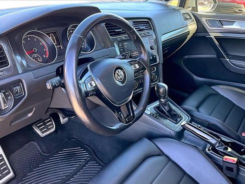 Used 2018 Volkswagen Golf Alltrack SEL image 11
