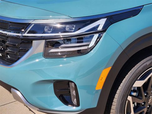 New 2026 Kia Seltos SX image 6