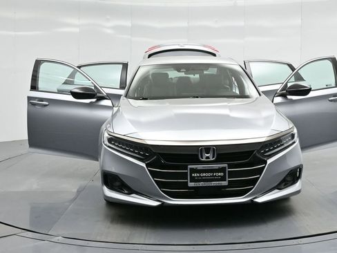 Used 2021 Honda Accord Sport image 27