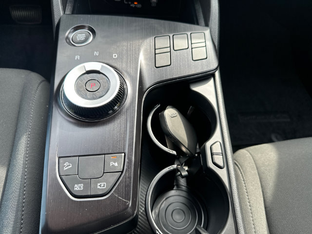 Used 2026 Kia Sportage LX FWD image 32