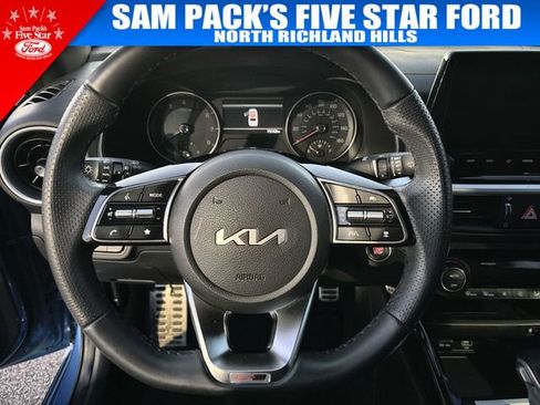 Used 2023 Kia Forte GT-Line w/ GT-Line Premium Package image 23