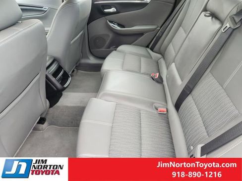 Used 2018 Chevrolet Impala LS image 30